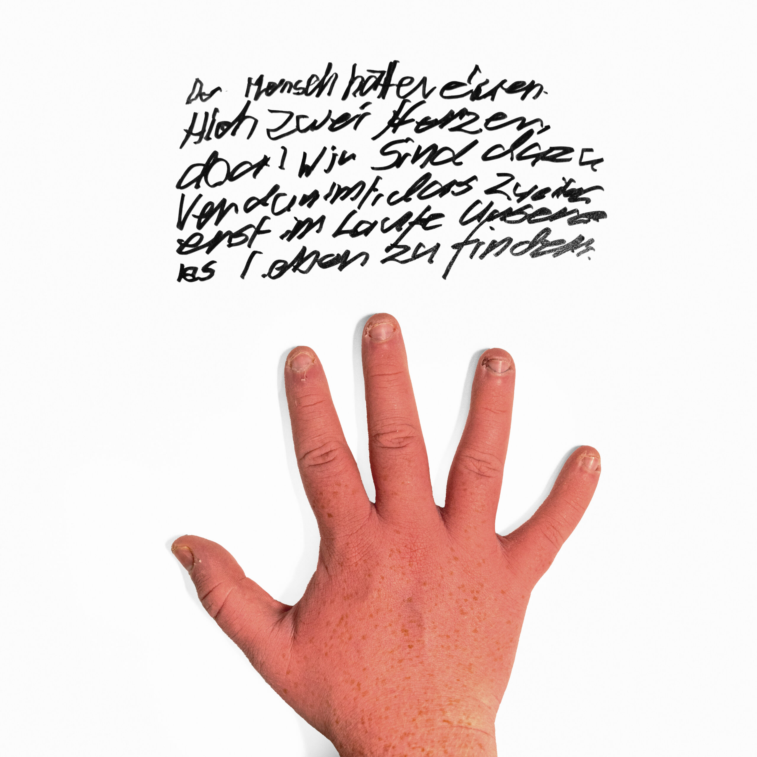 Schreibende Hand – zu viel Blut